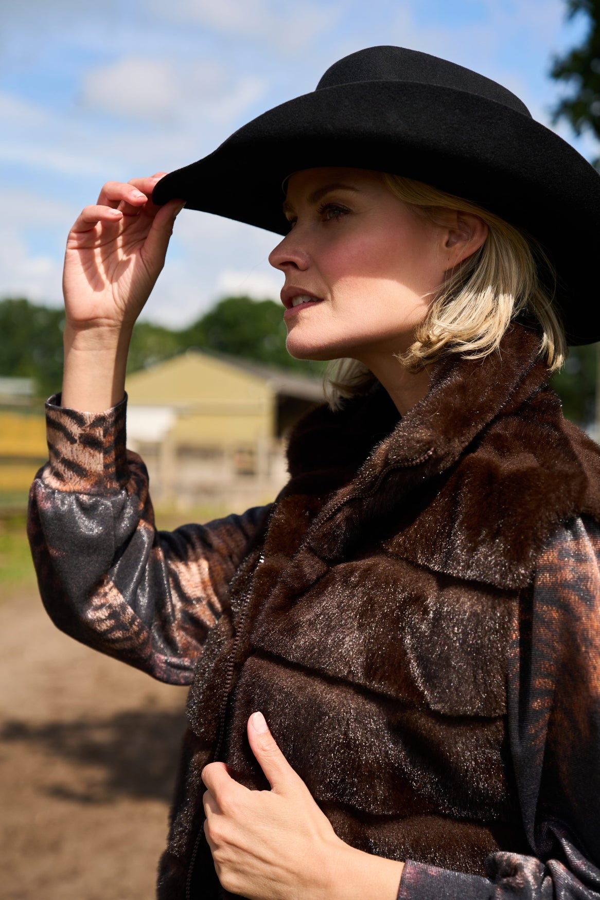 NED Dutch Fashion Design Kunstfellweste Damen Weste Moor Lines