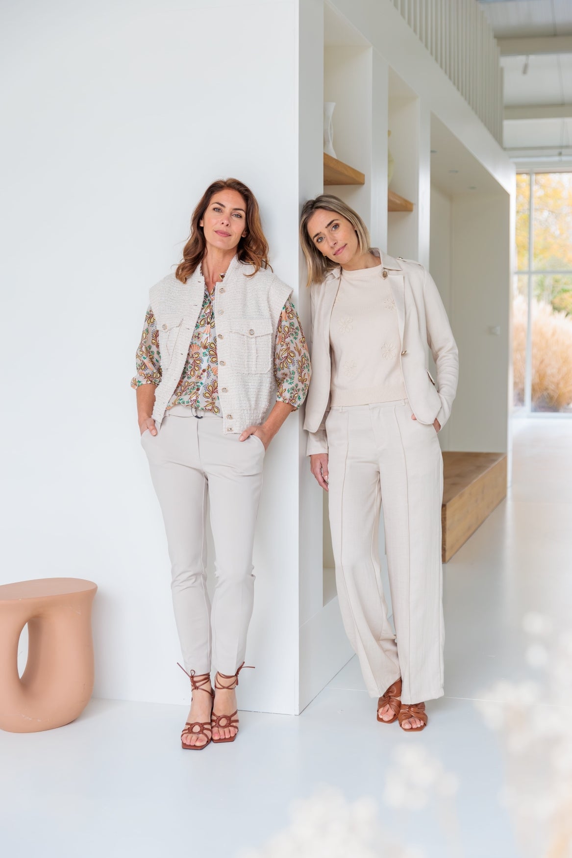 Schmale Crêpe Hose von NED Dutch Fashion Design – Eleganter Komfort für jeden Tag